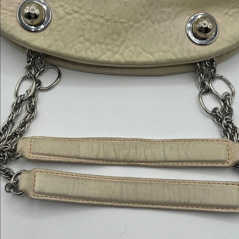 Vintage Celine cream pebble leather Bean Shaped Shoulder bag - Picture 11 of 11